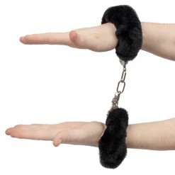 Outlet 👏 Bondara Hold Tight Luxury Furry Handcuffs 🌟 -Bondage props Sale unnamed file 166